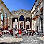 Bed & Breakfast Porta Adriatica 3*