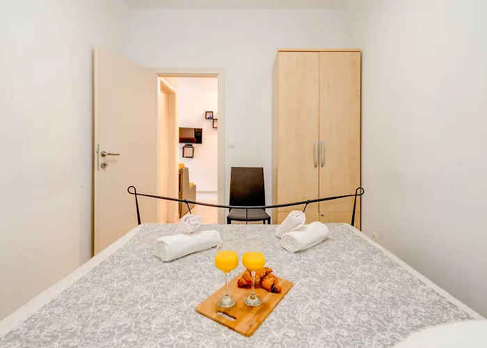 Frühstückspension Porta Adriatica 3*