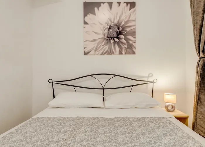Frühstückspension Porta Adriatica 3*