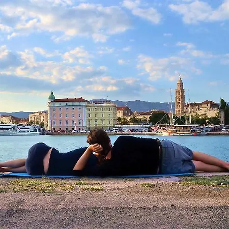 Porta Adriatica Couette-café