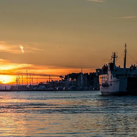 Porta Adriatica Couette-café 3*